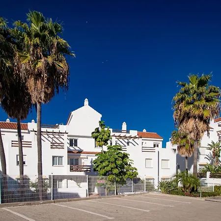 2060-newly Furnished 2 Bedrooms With Golf Estepona