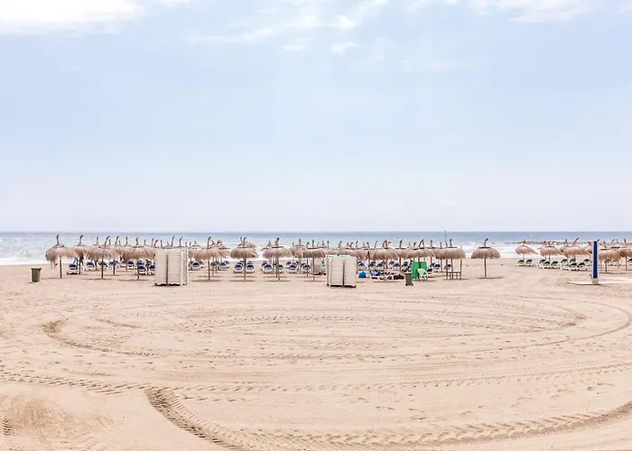 2060-newly Furnished 2 Bedrooms With Golf