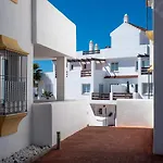 Apartment 2060-newly Furnished 2 Bedrooms With Golf *