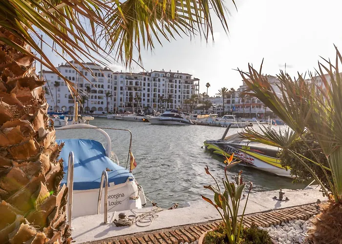 2060-newly Furnished 2 Bedrooms With Golf Appartement *