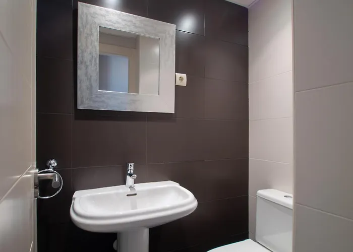 2060-newly Furnished 2 Bedrooms With Golf Appartement