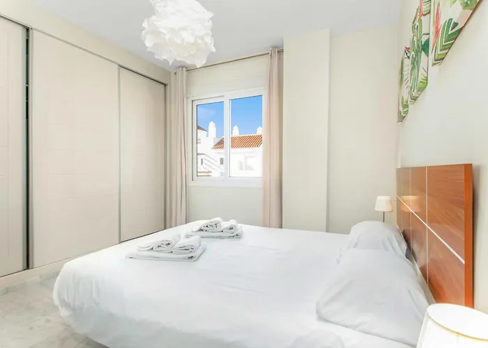 Appartement 2060-newly Furnished 2 Bedrooms With Golf Estepona