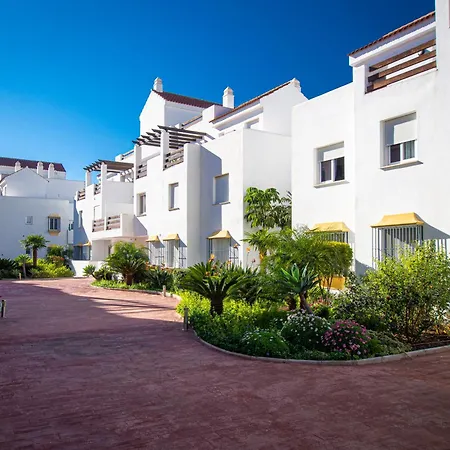 2060-2 Bedrooms With Golf In Апартаменты *
